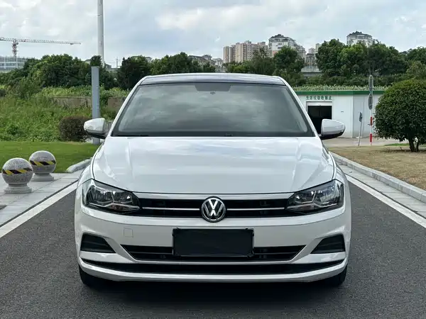 Volkswagen Polo 2021