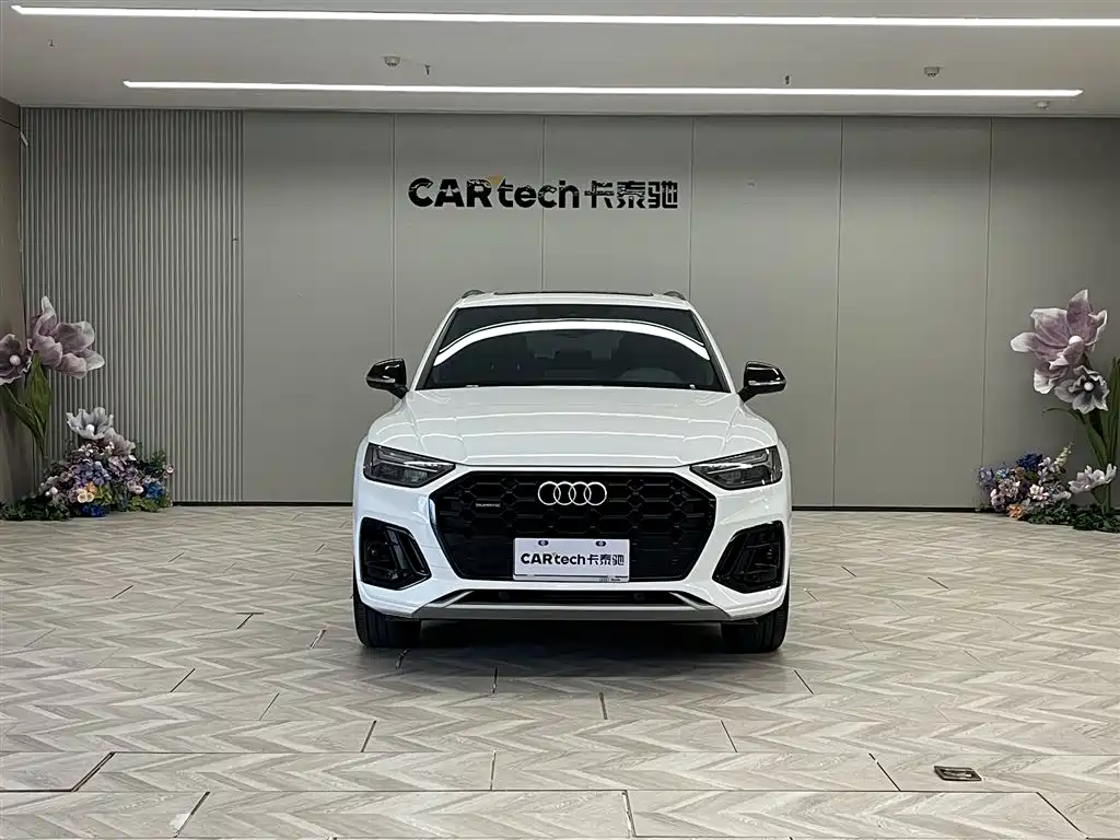 Audi Q5L 2024 — фото 3