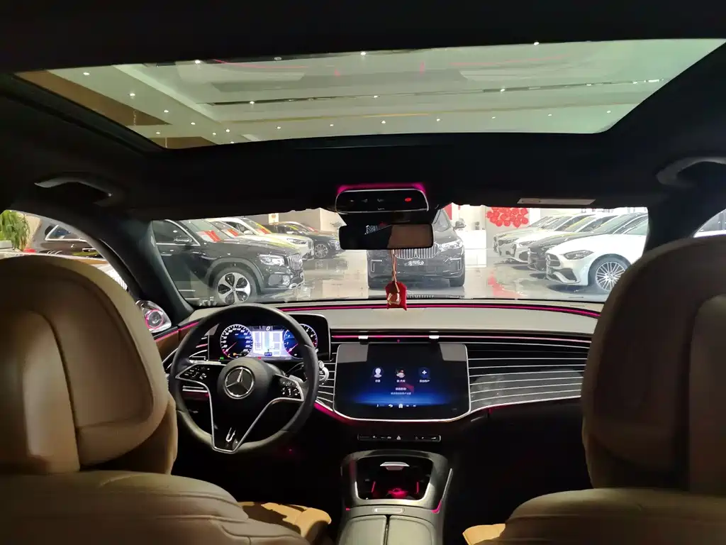 Mercedes-Benz E-Class 2025