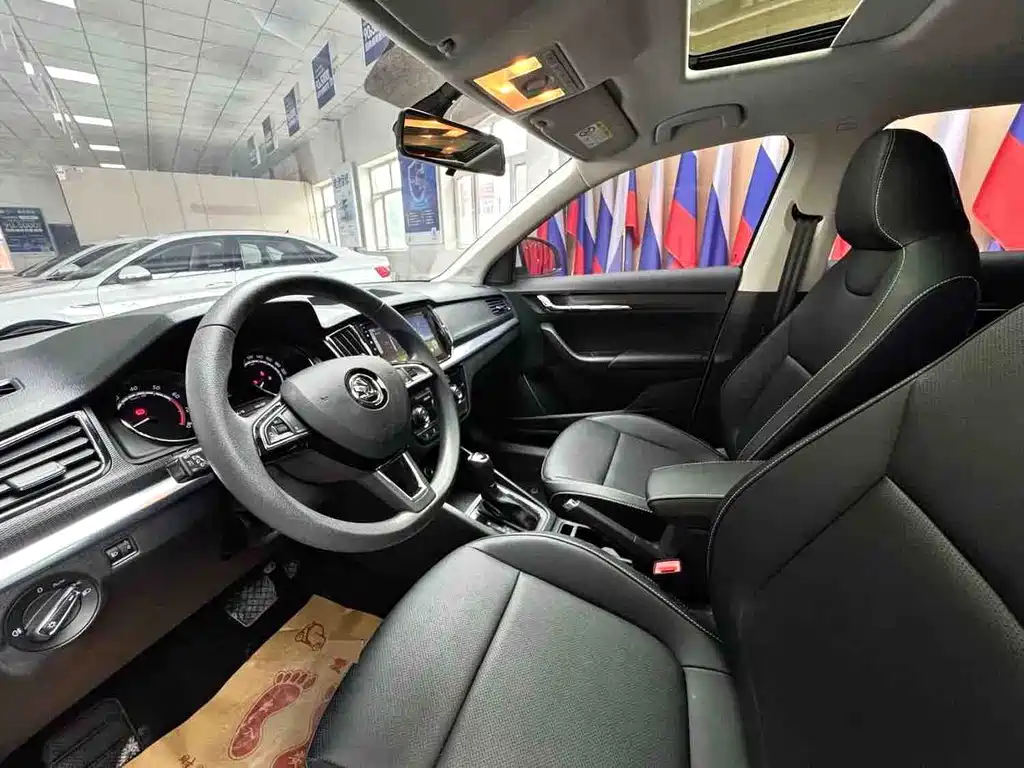 Skoda Kamiq 2023 — фото 11