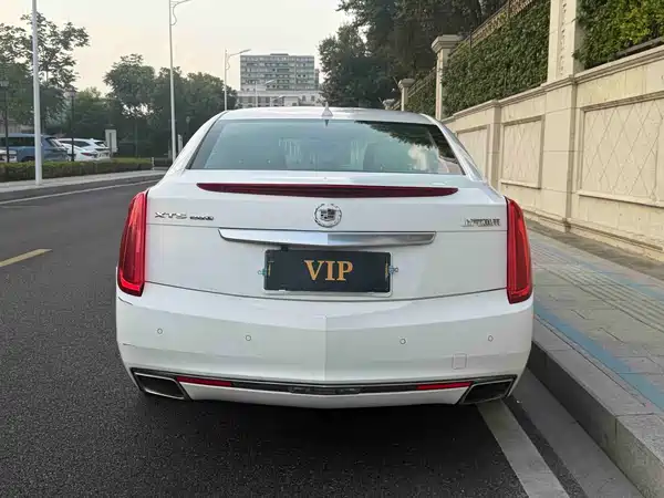 Cadillac XTS 2015