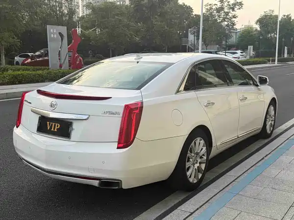 Cadillac XTS 2015