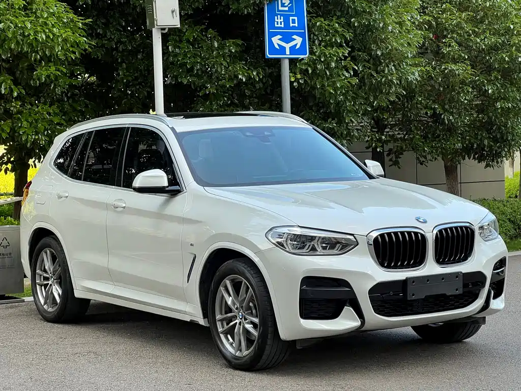 BMW X3 2021 — фото 3