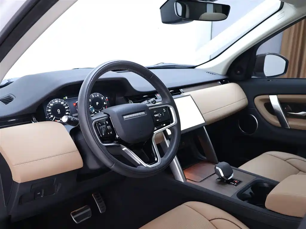 Land Rover Discovery Sport 2024 — фото 11