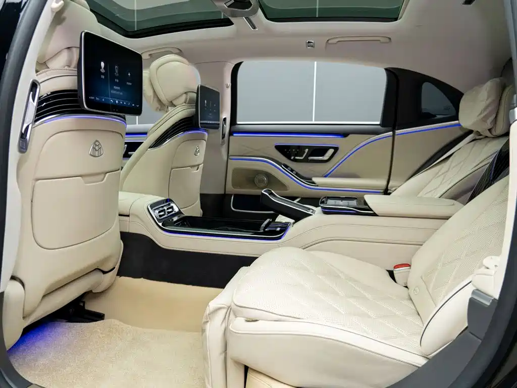 Mercedes-Benz Maybach S-Class 2025 — фото 18