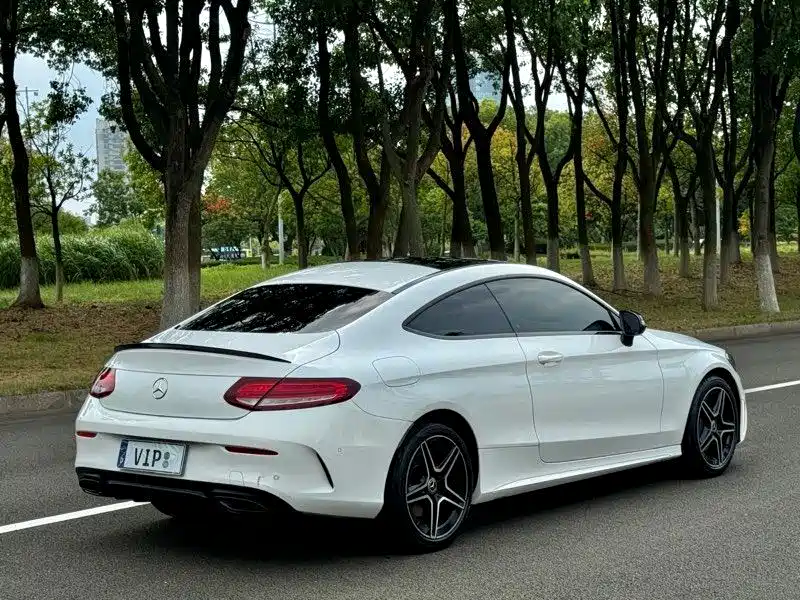 Mercedes-Benz C-Class 2023 — фото 9