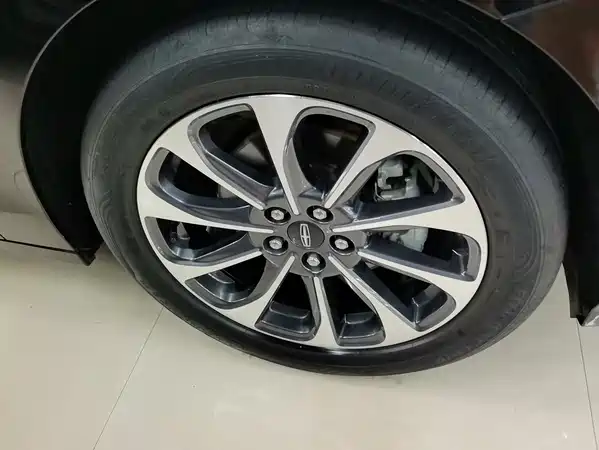 Lincoln Z 2023