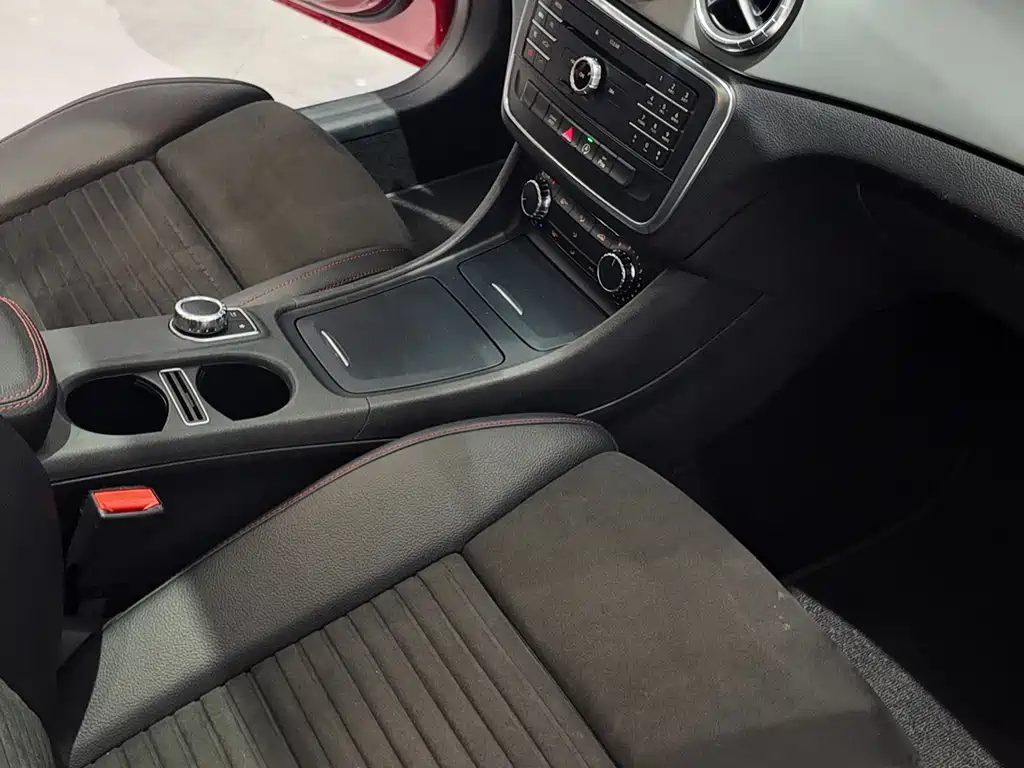 Mercedes-Benz CLA 2016 — фото 9