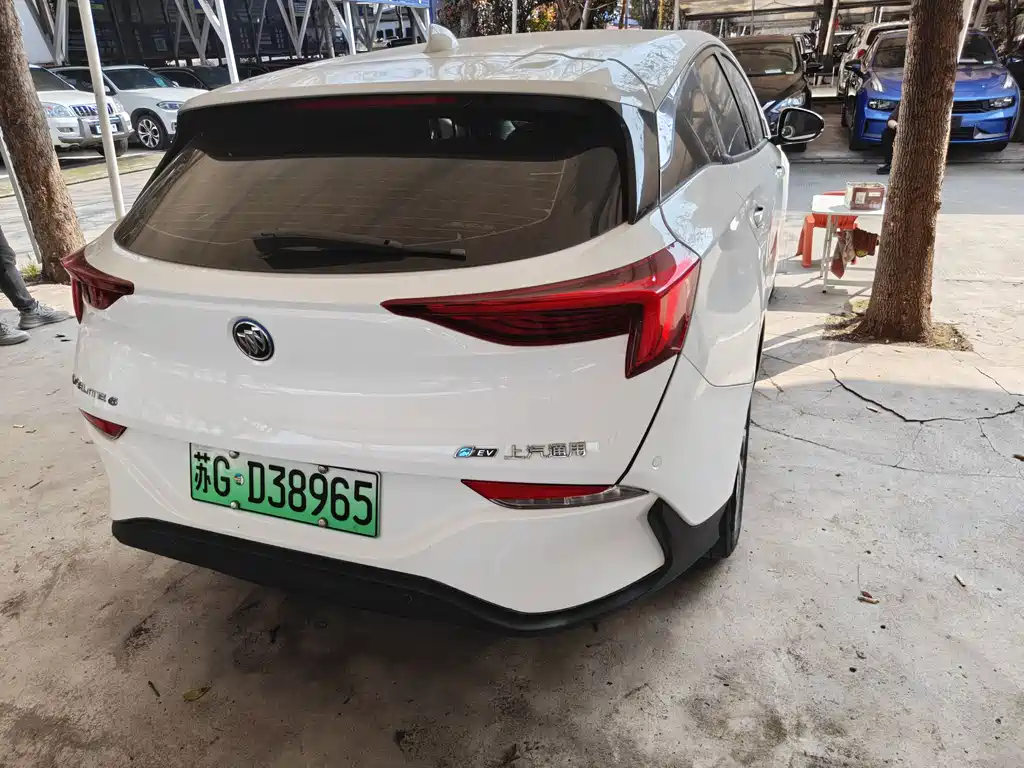Buick Velite 6 2019 — фото 13