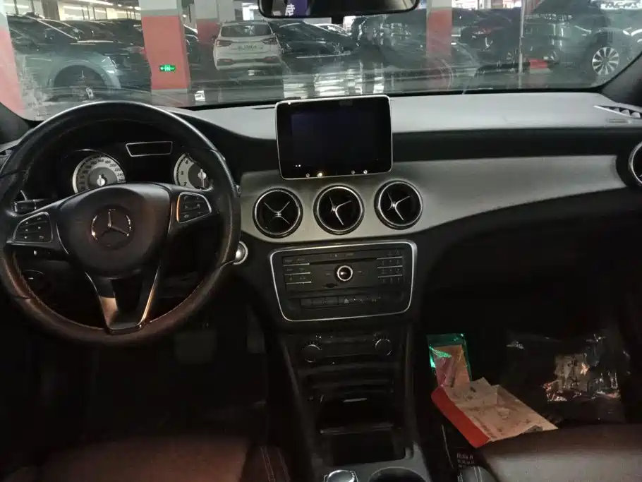 Mercedes-Benz CLA 2016 — фото 12