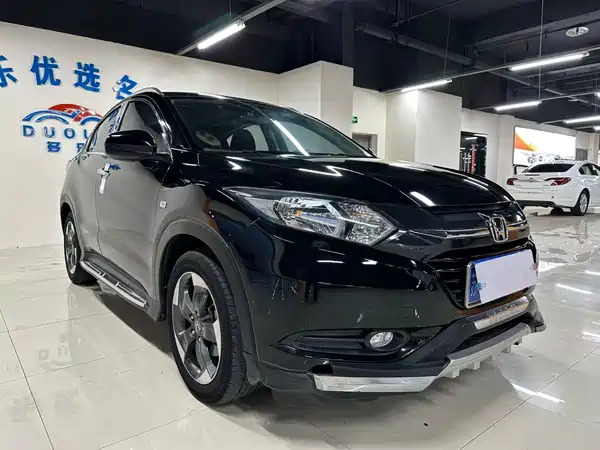 Honda Vezel 2016
