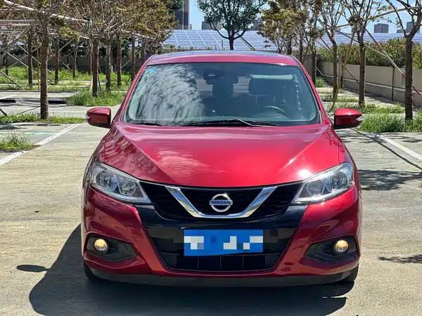 Nissan Tiida 2016