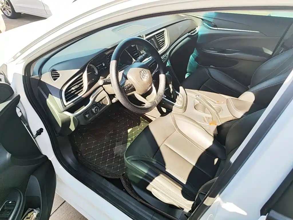 Buick Excelle 2020 — фото 16