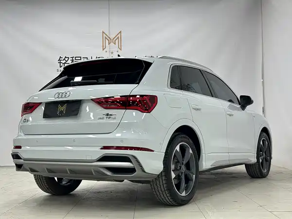 Audi Q3 2022