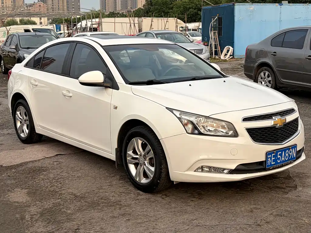 Chevrolet Cruze 2015 — фото 3