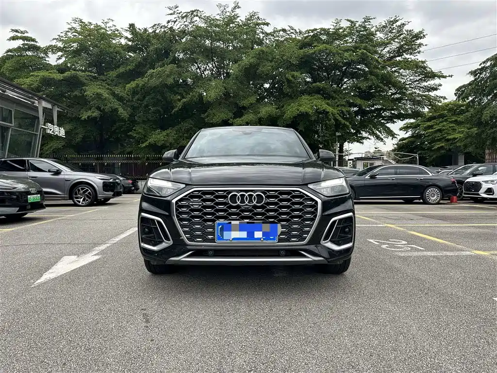 Audi Q5L Sportback 2022 — фото 2