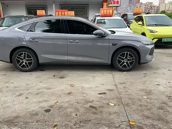 BYD Qin L 2026