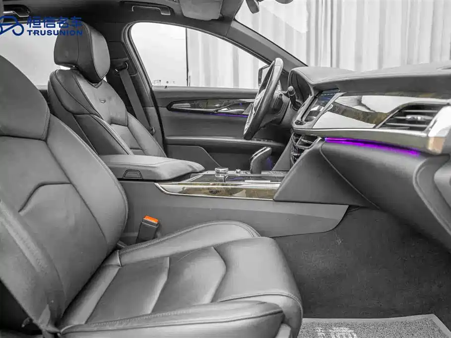 Cadillac CT6 2022 — фото 15