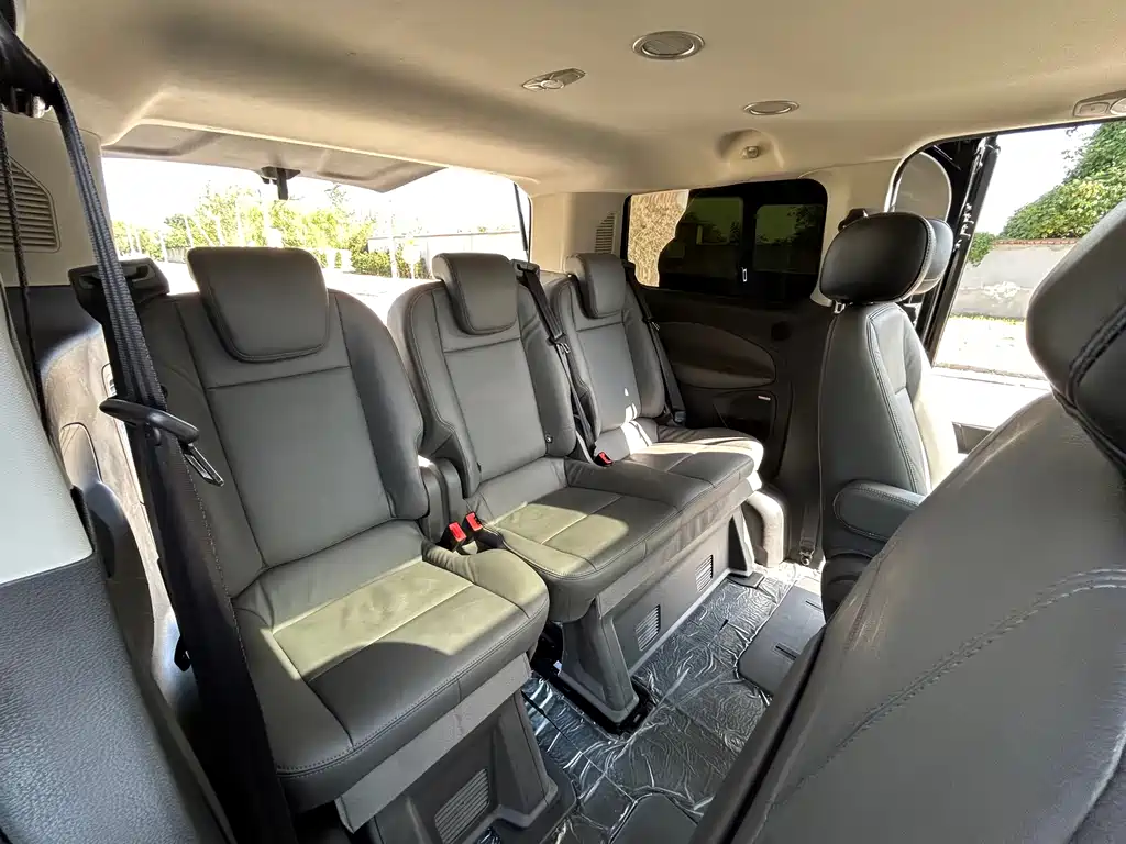 Ford Tourneo 2020 — фото 12