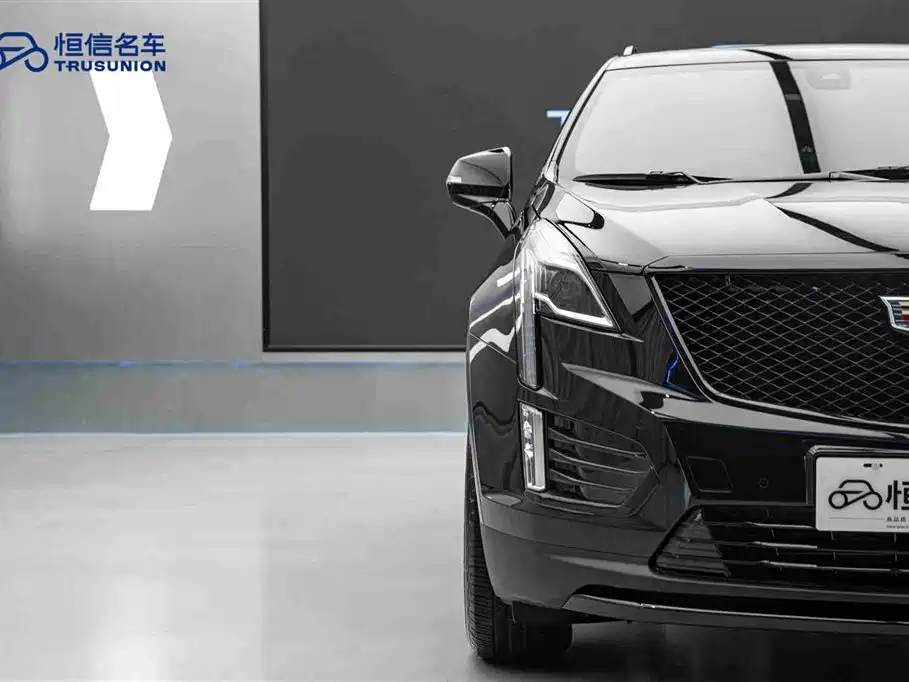 Cadillac XT5 2024 — фото 8