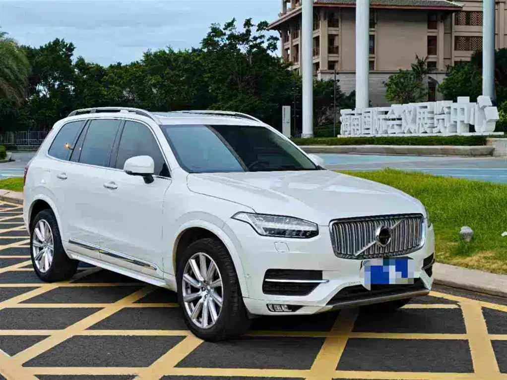 Volvo XC90 2018 — фото 3