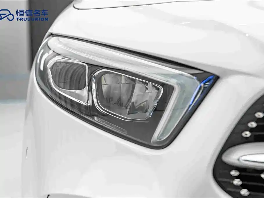 Mercedes-Benz A-Class 2019 — фото 10