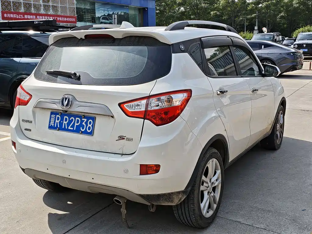 Changan CS35 2015 — фото 3