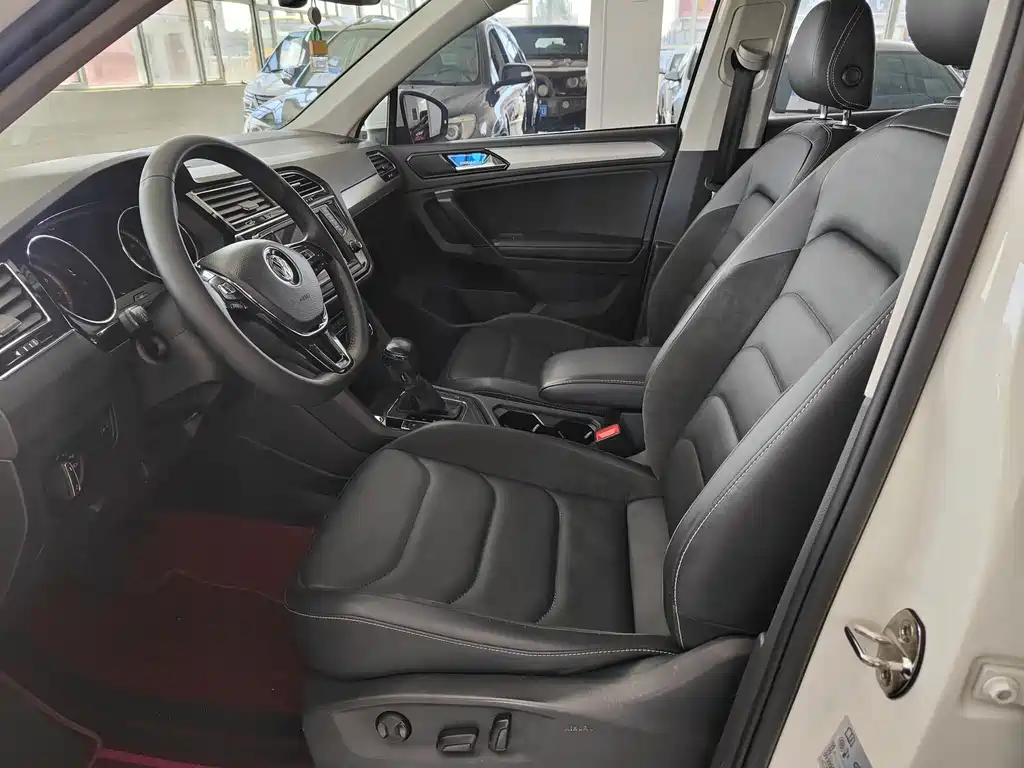Volkswagen Tiguan L 2018 — фото 4
