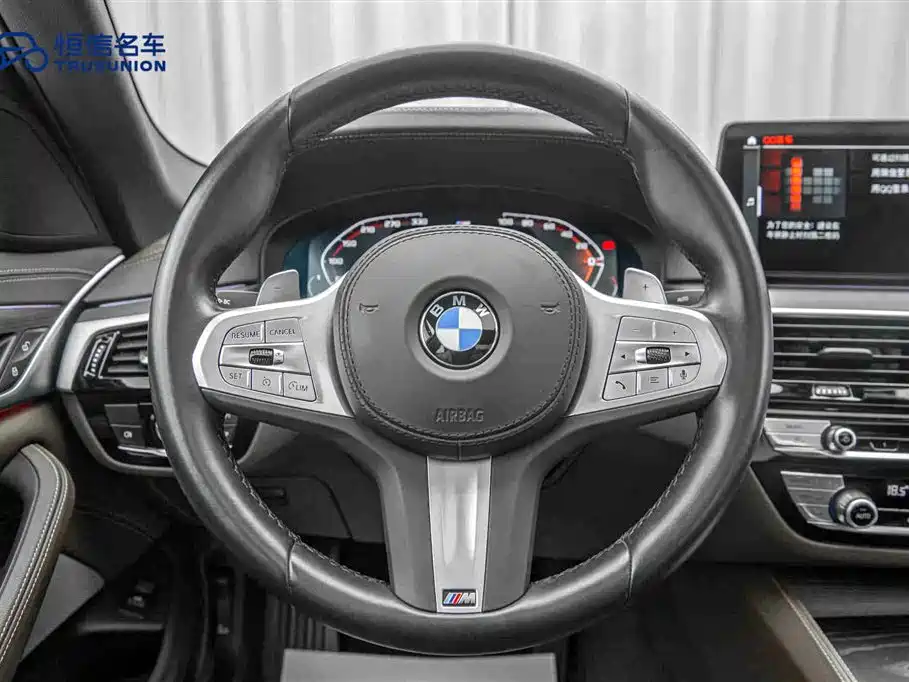 BMW 5 Series 2024 — фото 17
