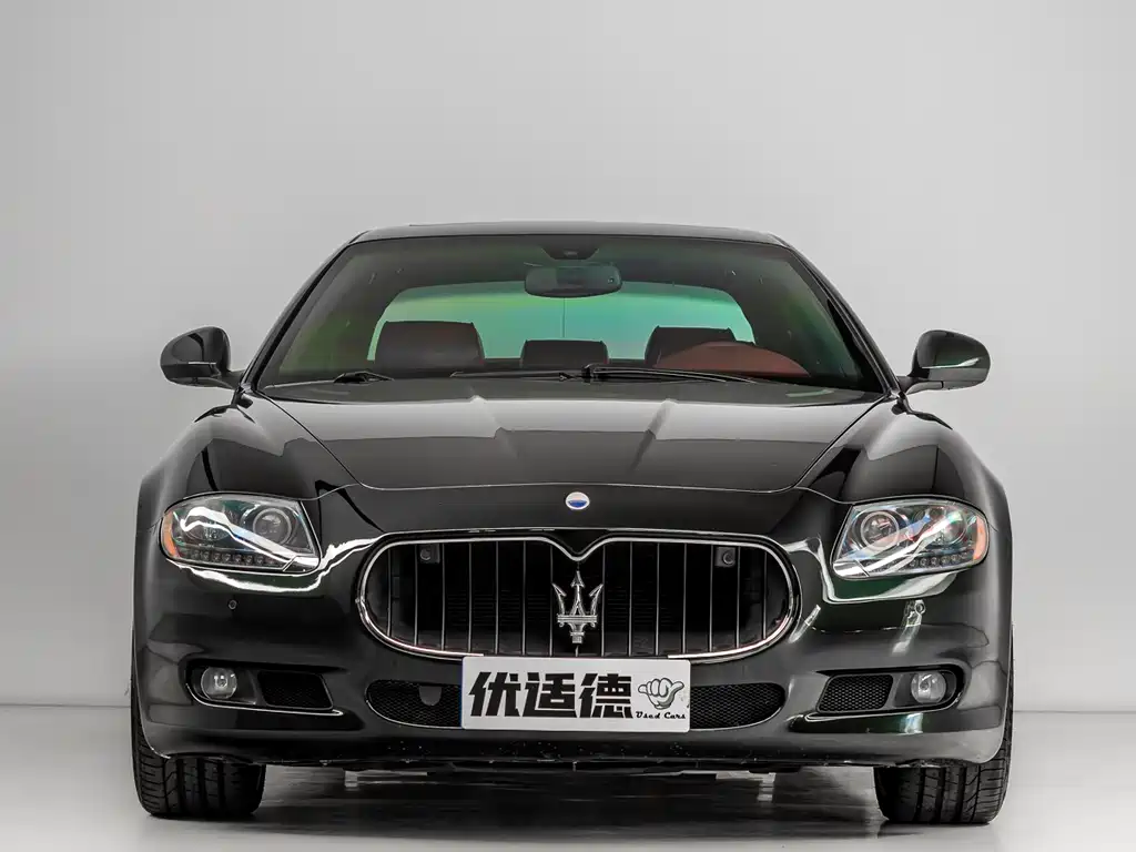Maserati Quattroporte 2010 — фото 2