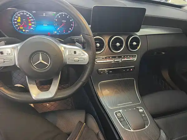 Mercedes-Benz C-Class 2021