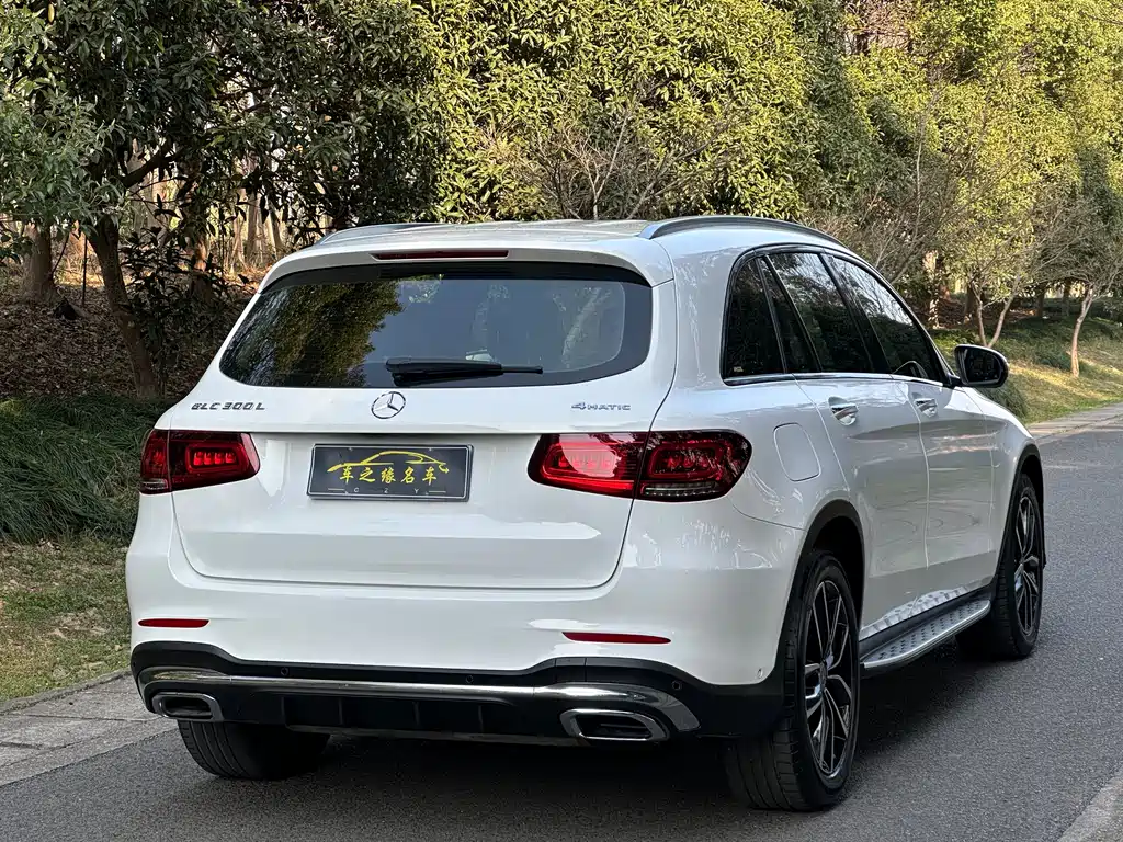 Mercedes-Benz GLC 2020 — фото 15