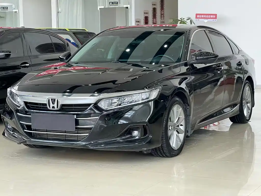 Honda Accord 2022 — фото 1