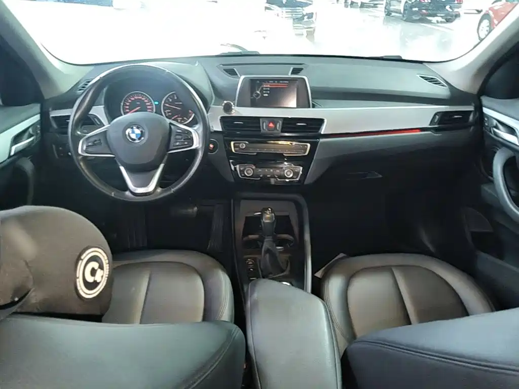 BMW X1 2017 — фото 10