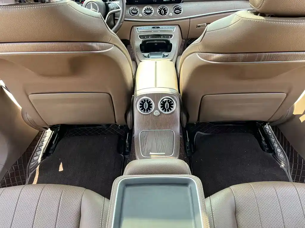 Mercedes-Benz E-Class 2022 — фото 25