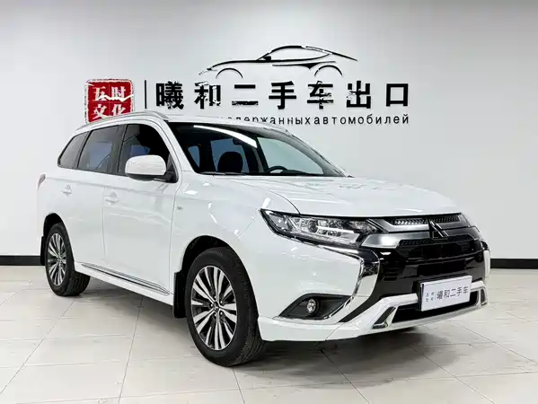 Mitsubishi Outlander 2022