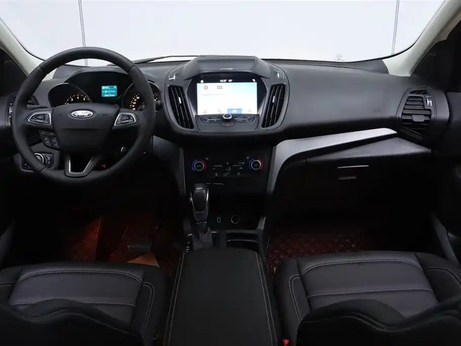 Ford Kuga 2021 — фото 26