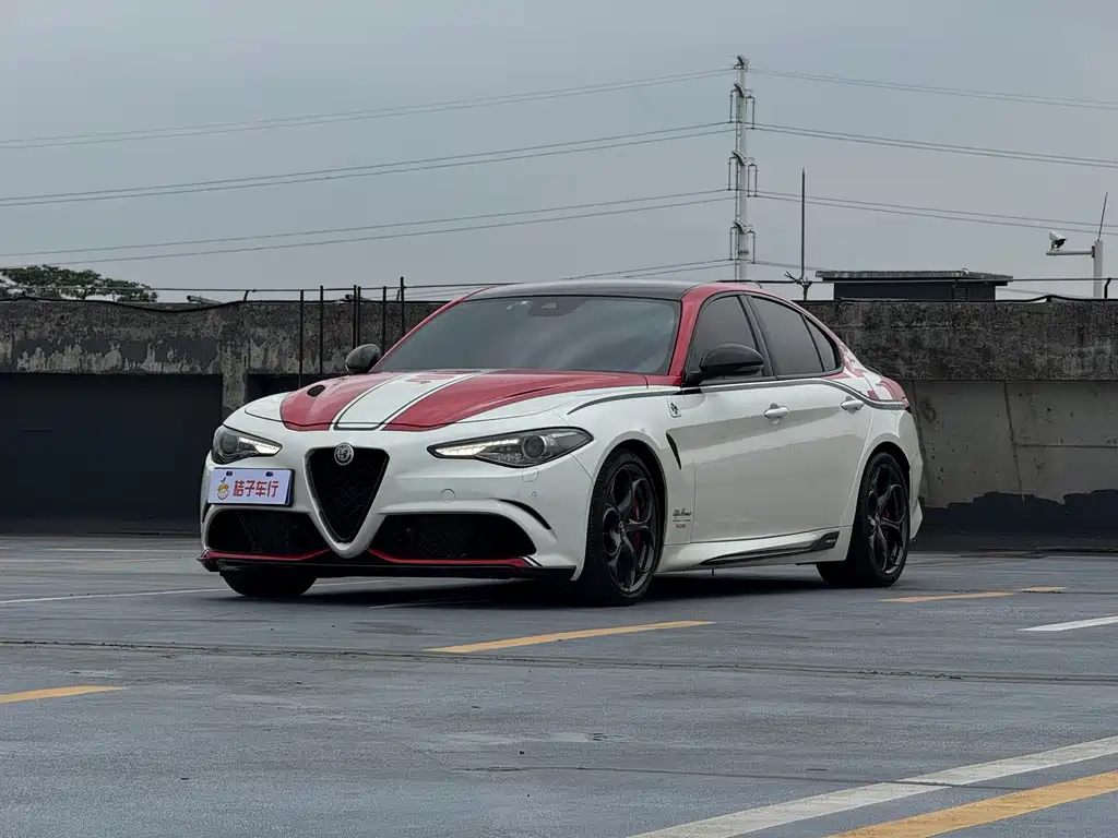 Alfa Romeo Giulia 2020 — фото 2