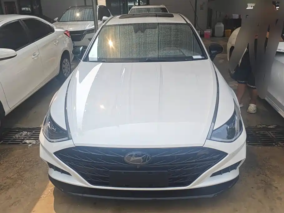Hyundai Sonata 2023 — фото 2