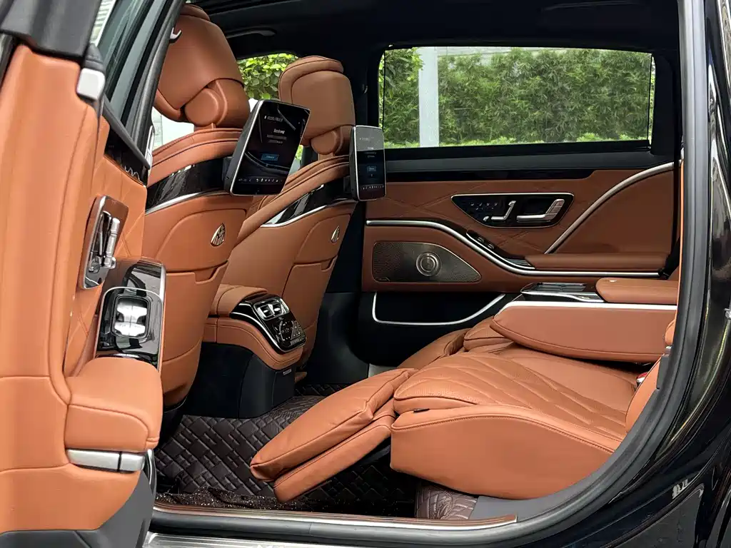 Mercedes-Benz S-Class 2024 — фото 13