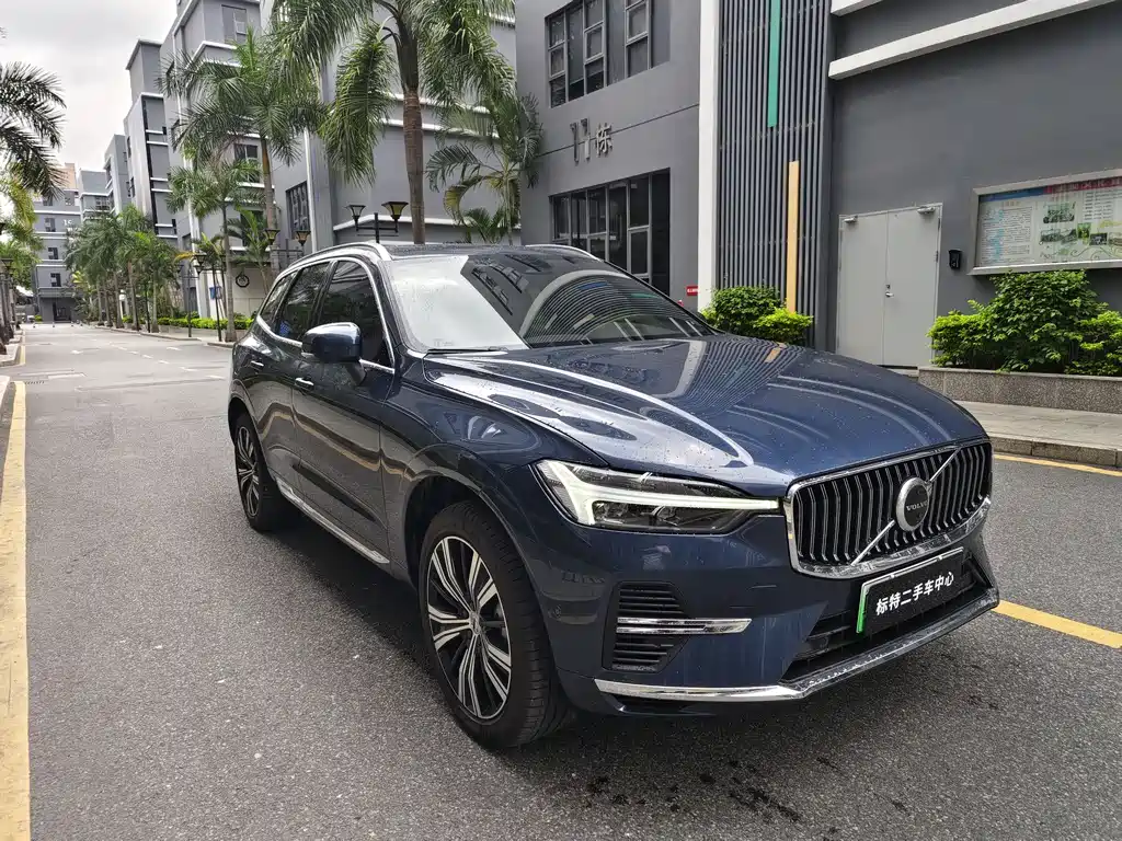 Volvo XC60 PHEV 2023 — фото 3
