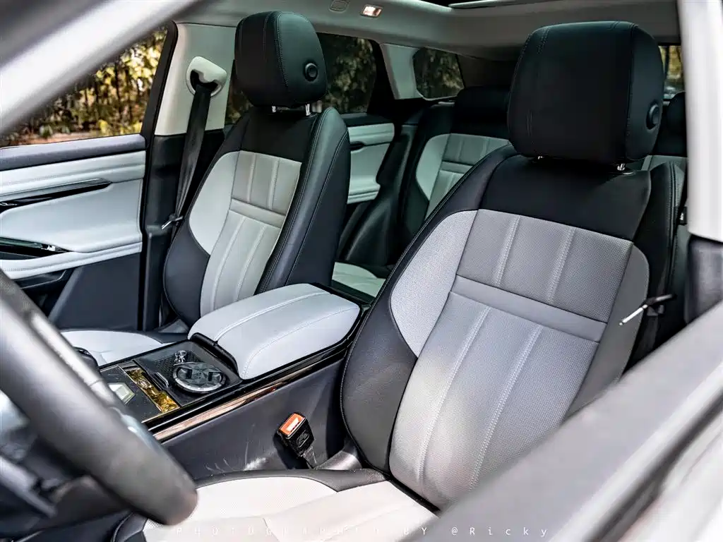 Land Rover Evoque 2021 — фото 9