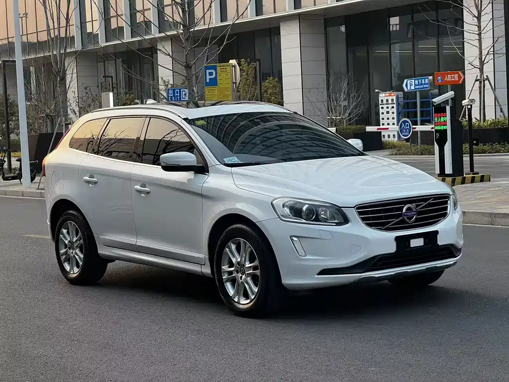Volvo XC60 2015 — фото 3