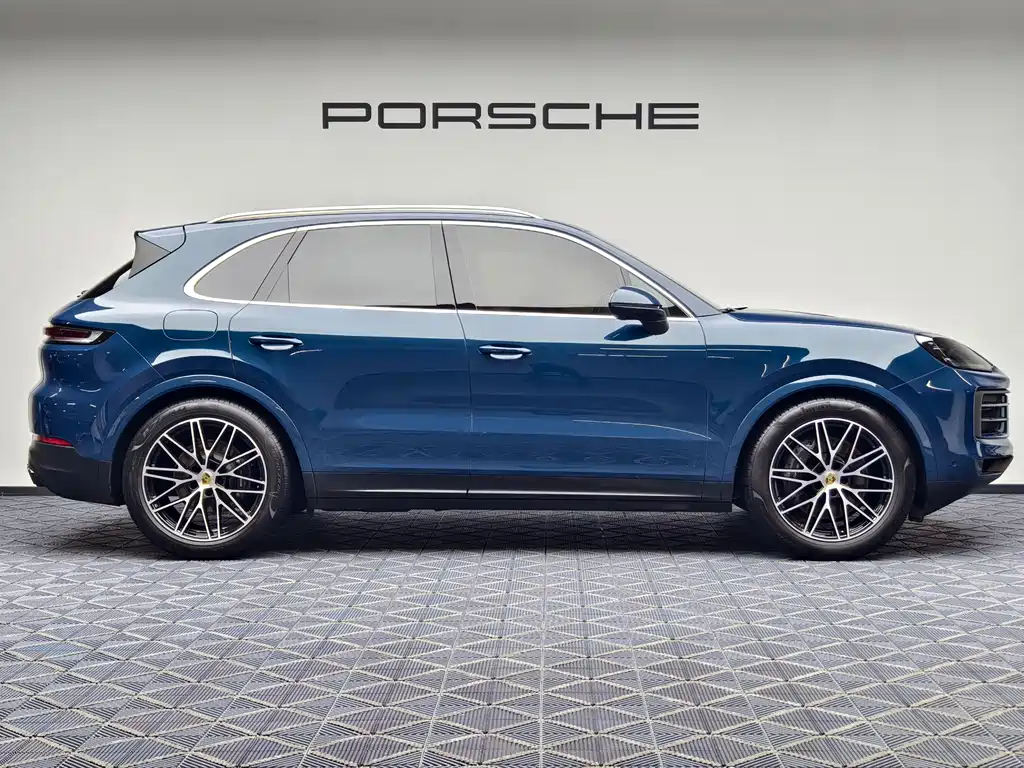 Porsche Cayenne 2024 — фото 7