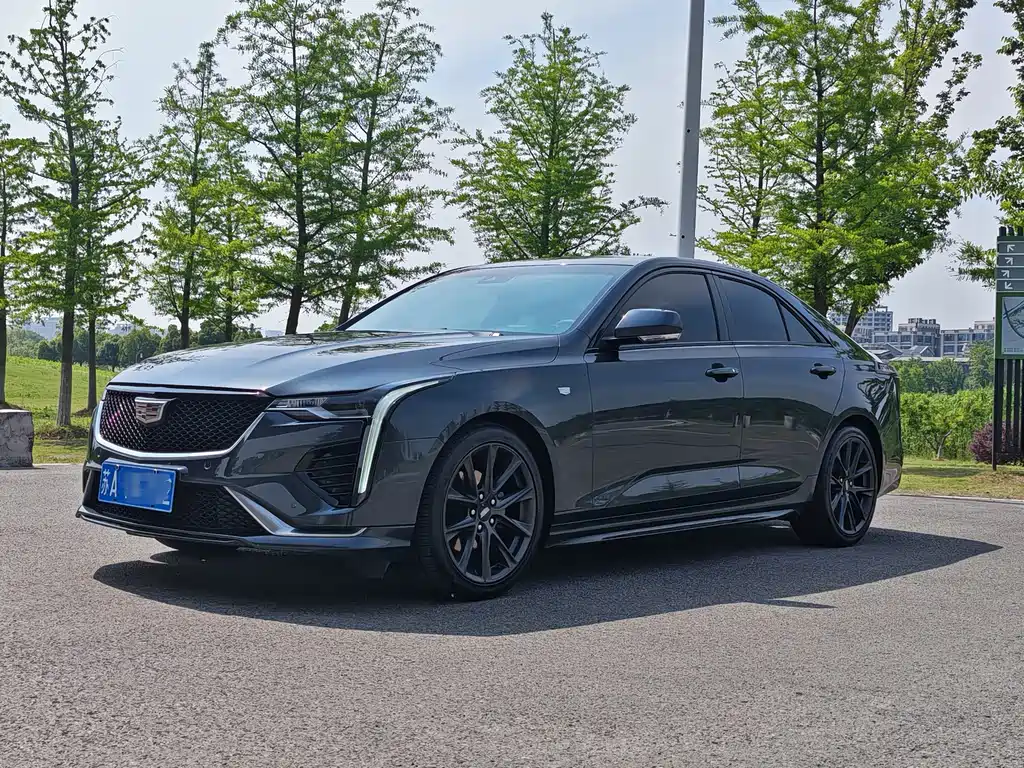 Cadillac CT4 2021 — фото 1