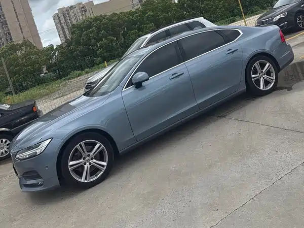 Volvo S90 2018