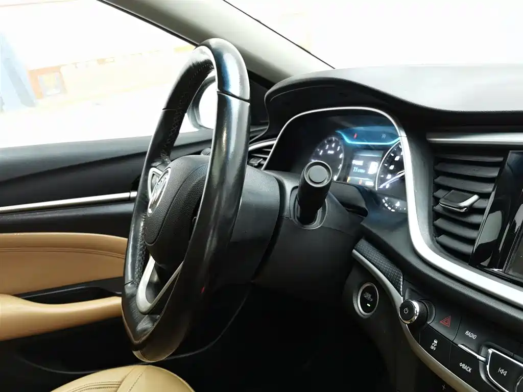 Buick Excelle 2018 — фото 22