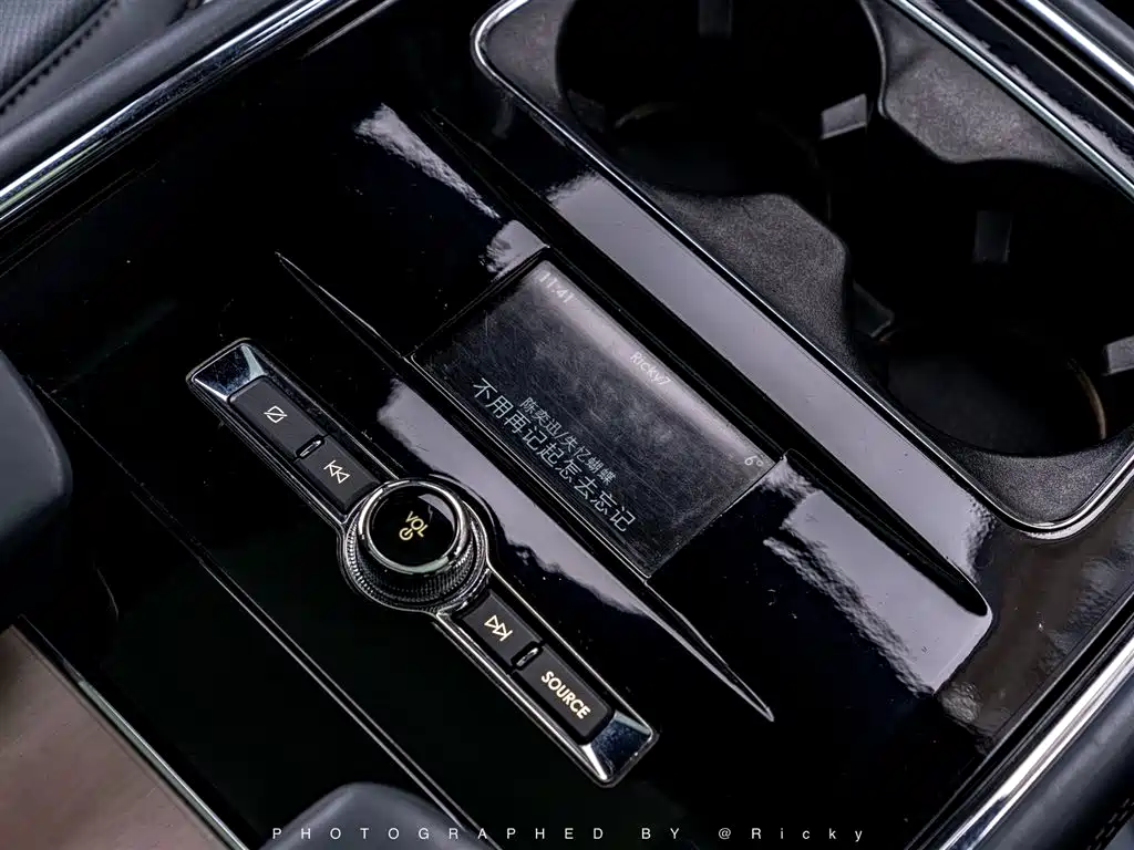 Lincoln Navigator 2020 — фото 12