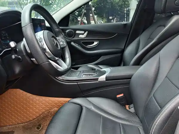 Mercedes-Benz C-Class 2021