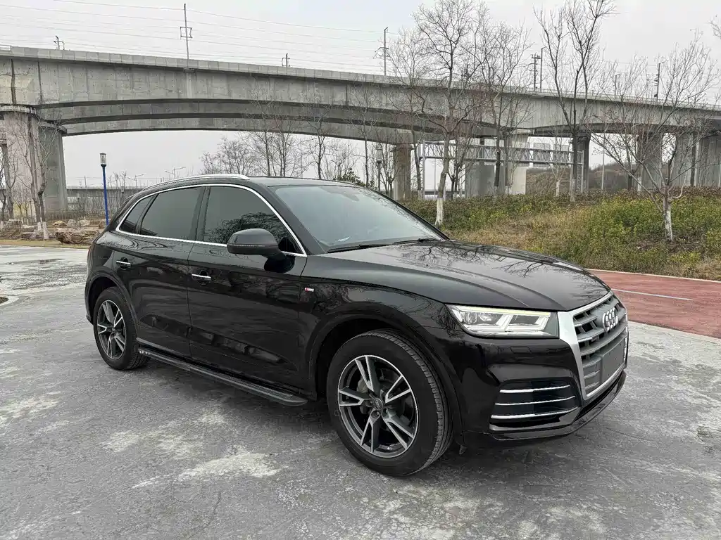 Audi Q5L 2019 — фото 3
